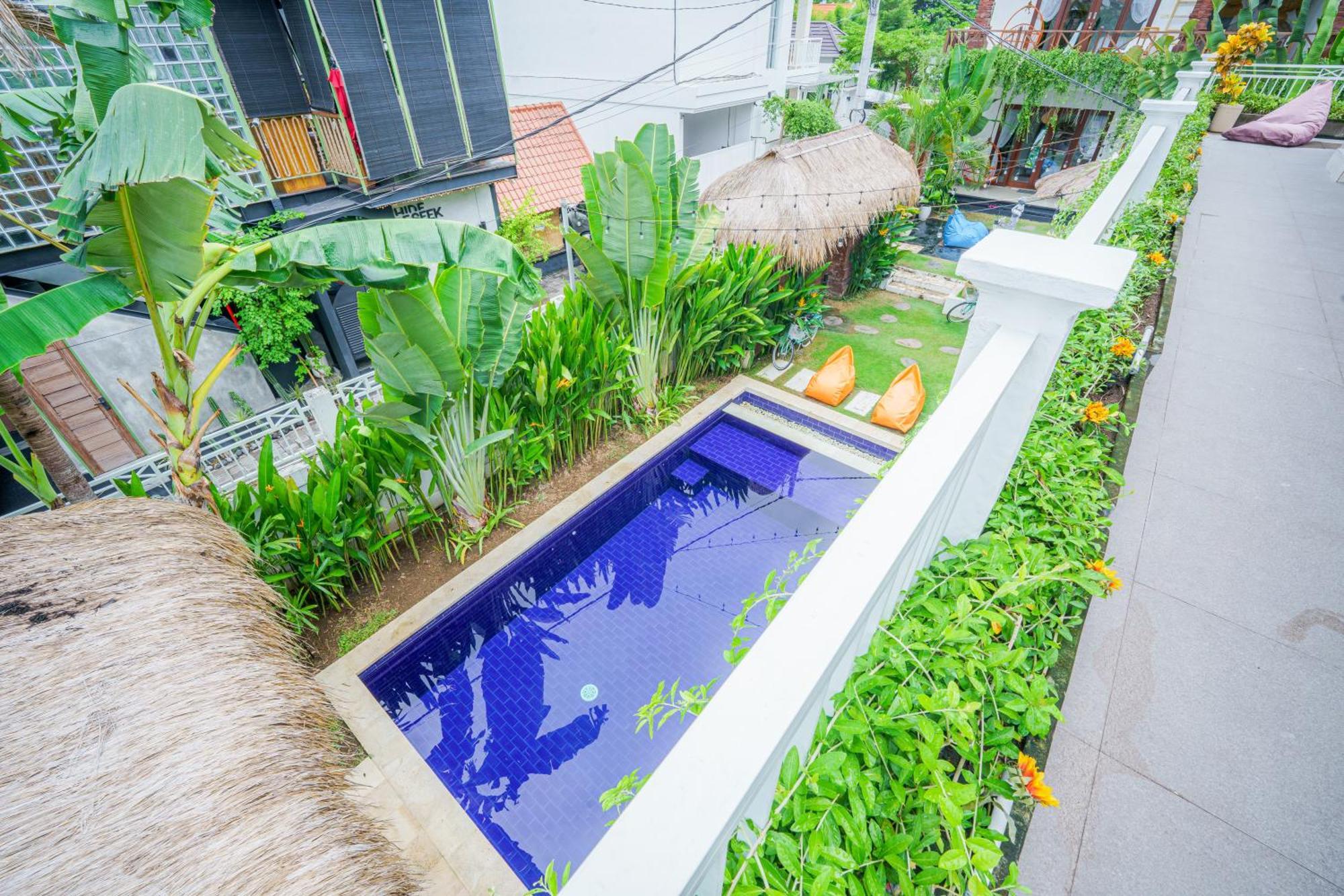 Shortcut Breeze Guest House Canggu  Exterior photo