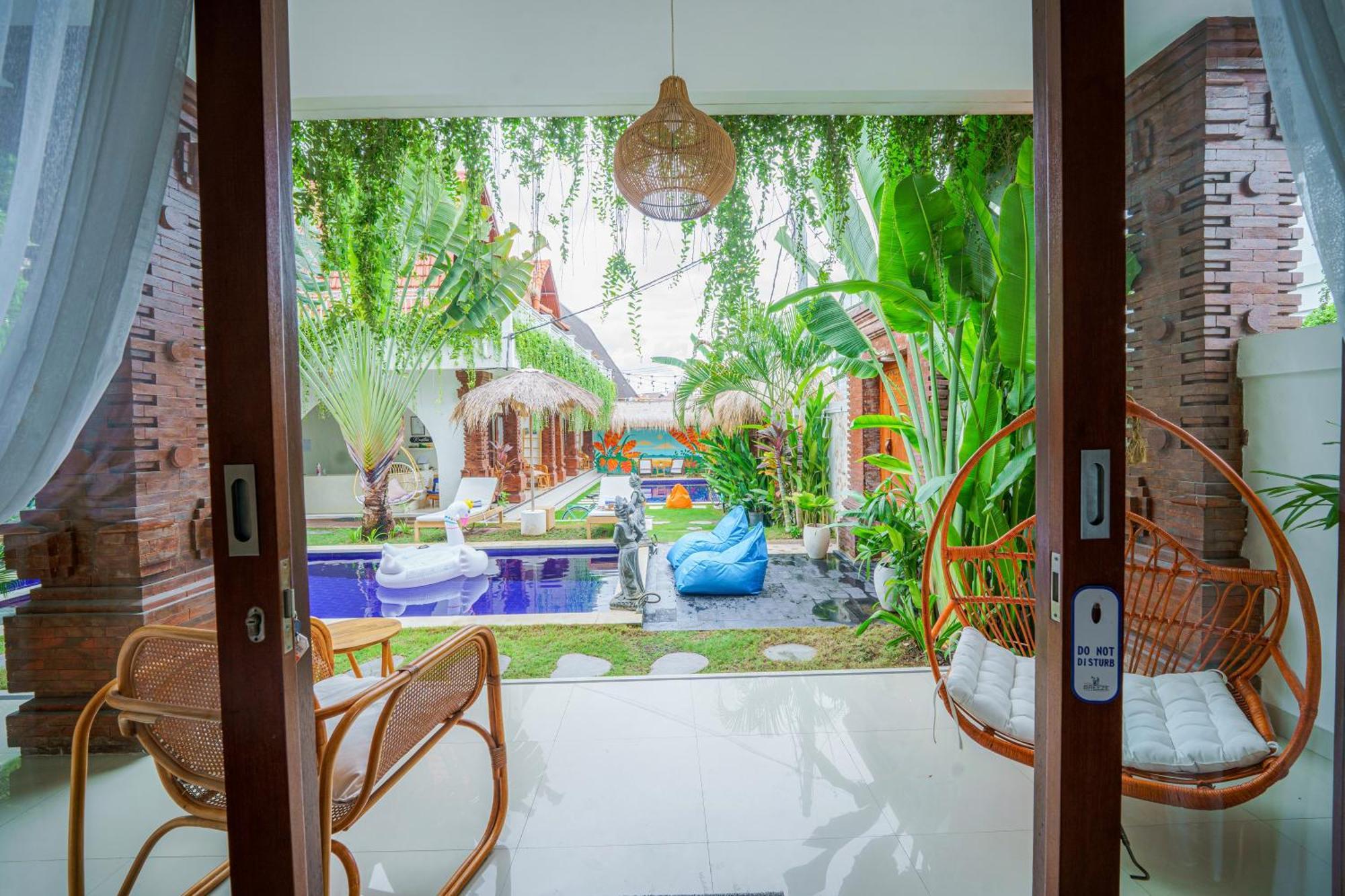 Shortcut Breeze Guest House Canggu  Exterior photo